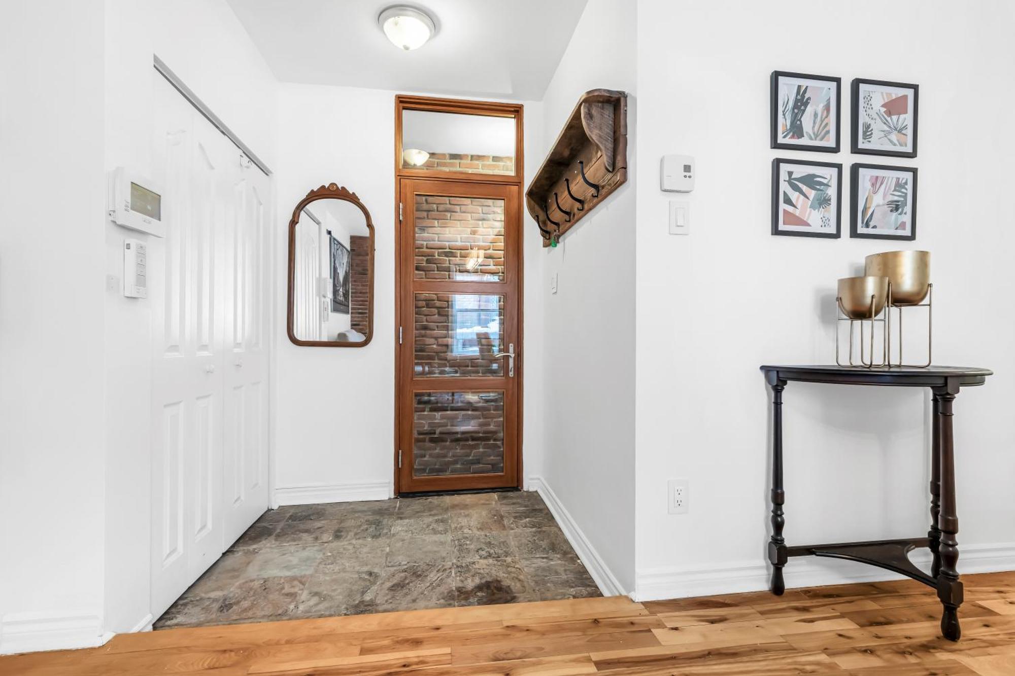 Beautiful 3-Bedrooms In Heart Of Plateau Mont-Royal Montreal Exterior foto